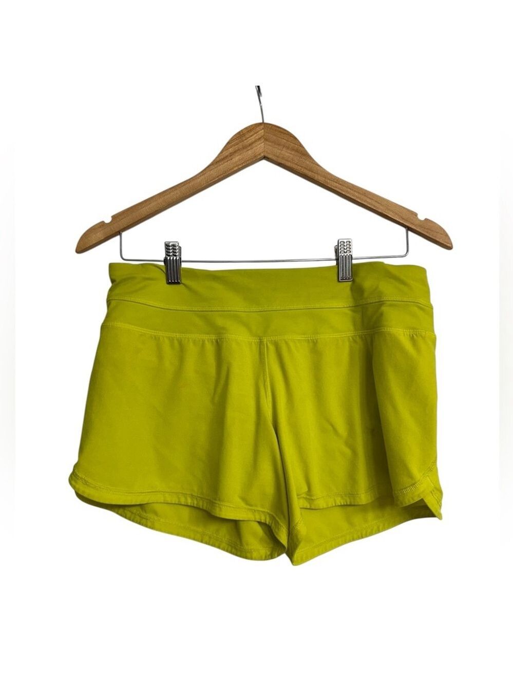 Lululemon Shorts Highlight Yellow - Picture 1 of 11